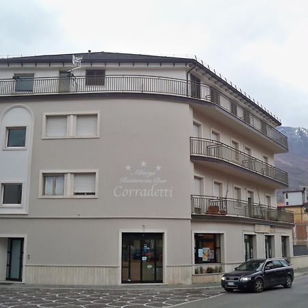 Albergo Corradetti Castel Di Sangro Εξωτερικό φωτογραφία