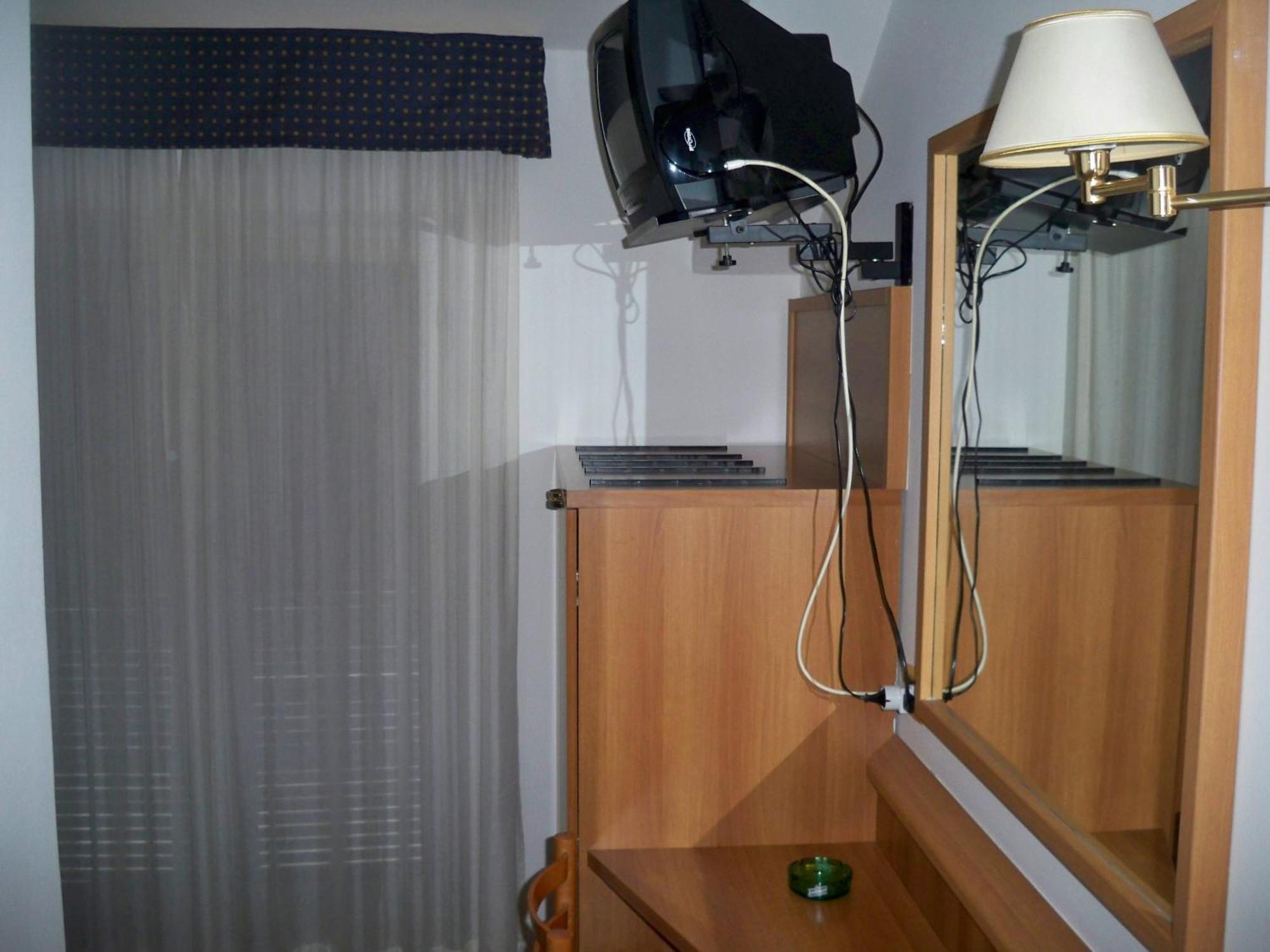 Albergo Corradetti Castel Di Sangro Εξωτερικό φωτογραφία